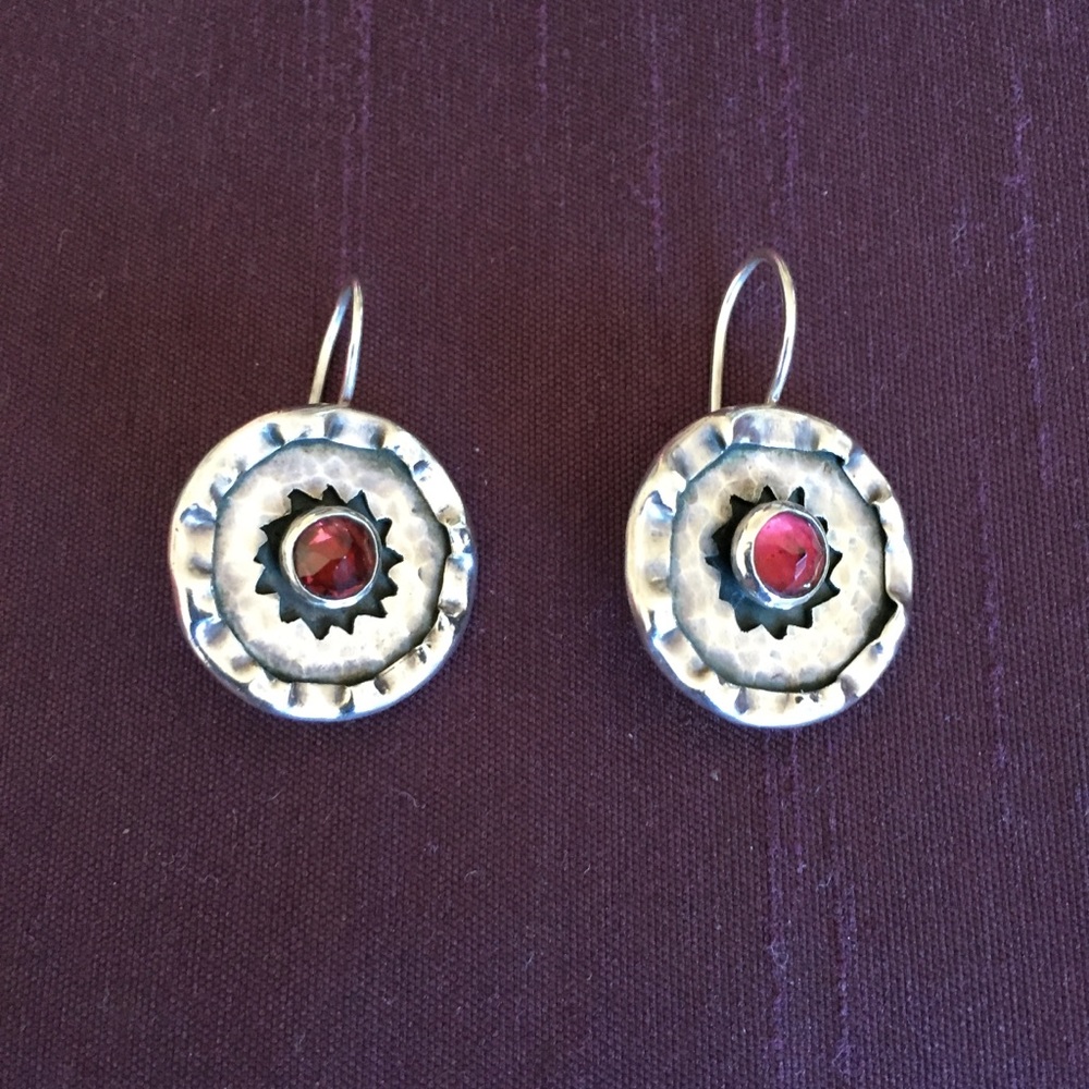 Silver Earrings with Garnet